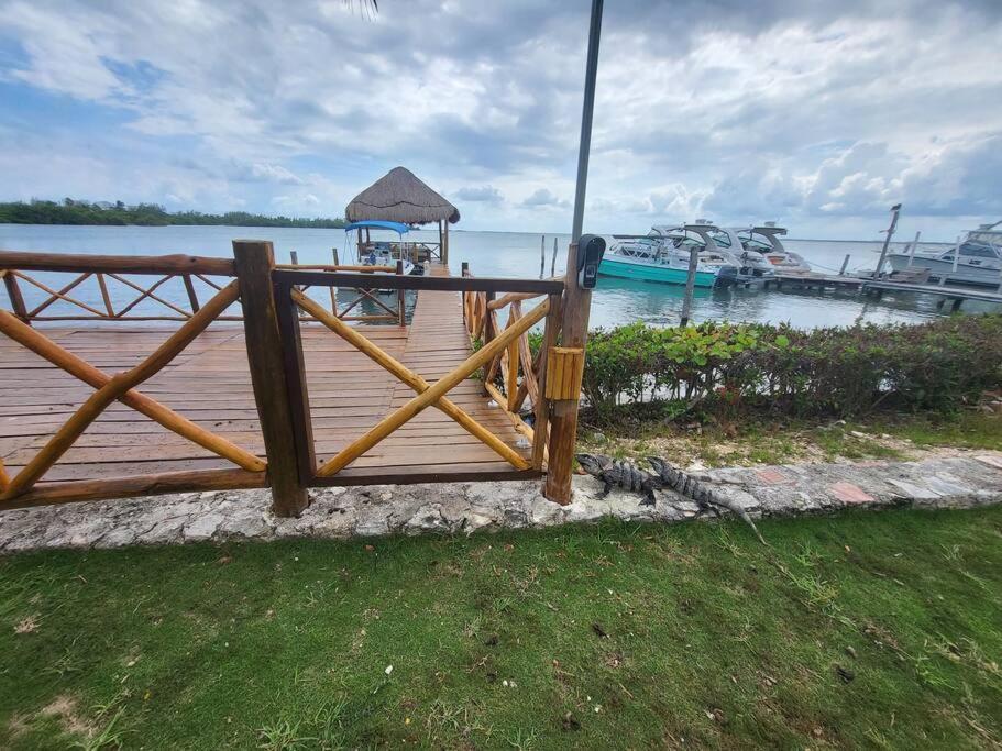 3 Rooms House At Side Of The Lagoon Cancun Exterior photo