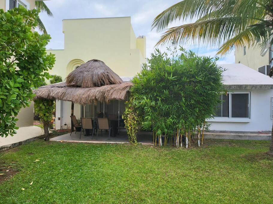 3 Rooms House At Side Of The Lagoon Cancun Exterior photo